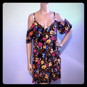 NWT Patrons of Peace Dress size M